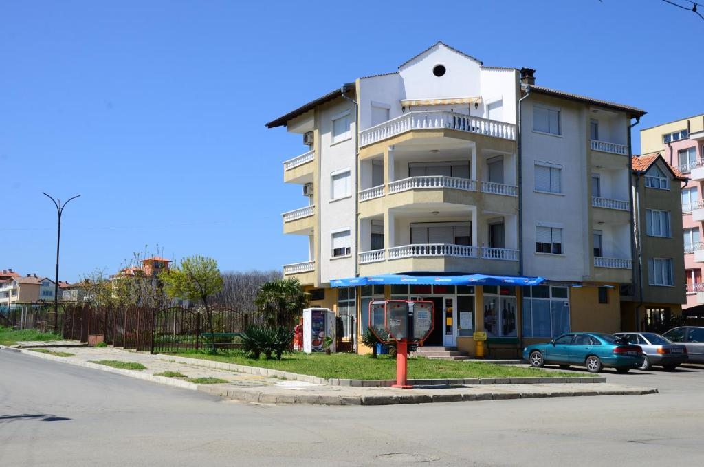Kirovi House - Guest Rooms Tsarevo Exteriör bild