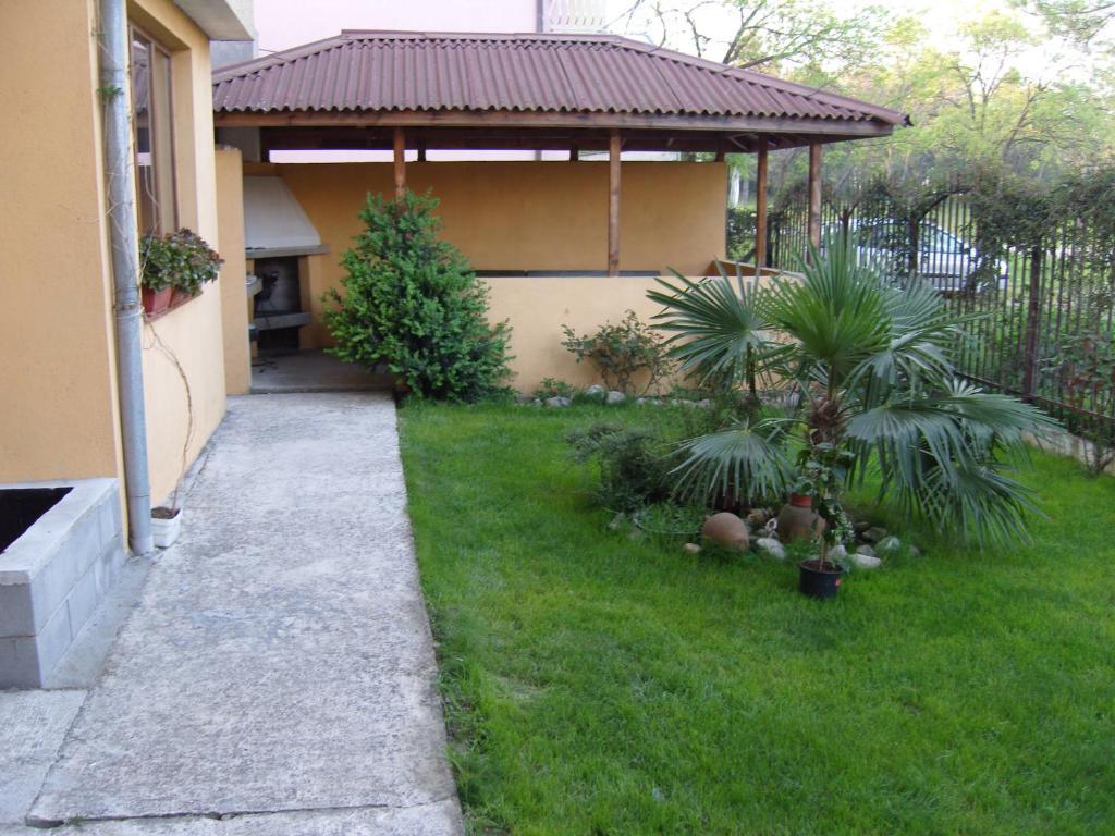 Kirovi House - Guest Rooms Tsarevo Exteriör bild